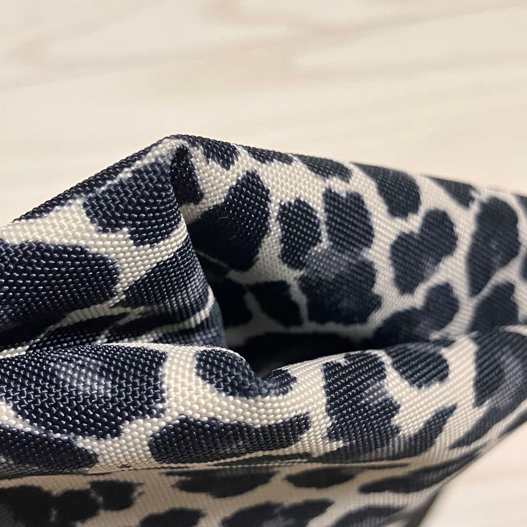 【美品】エルベシャプリエ　2885F パンサーブラン　ポシェット　Sサイズ　白黒