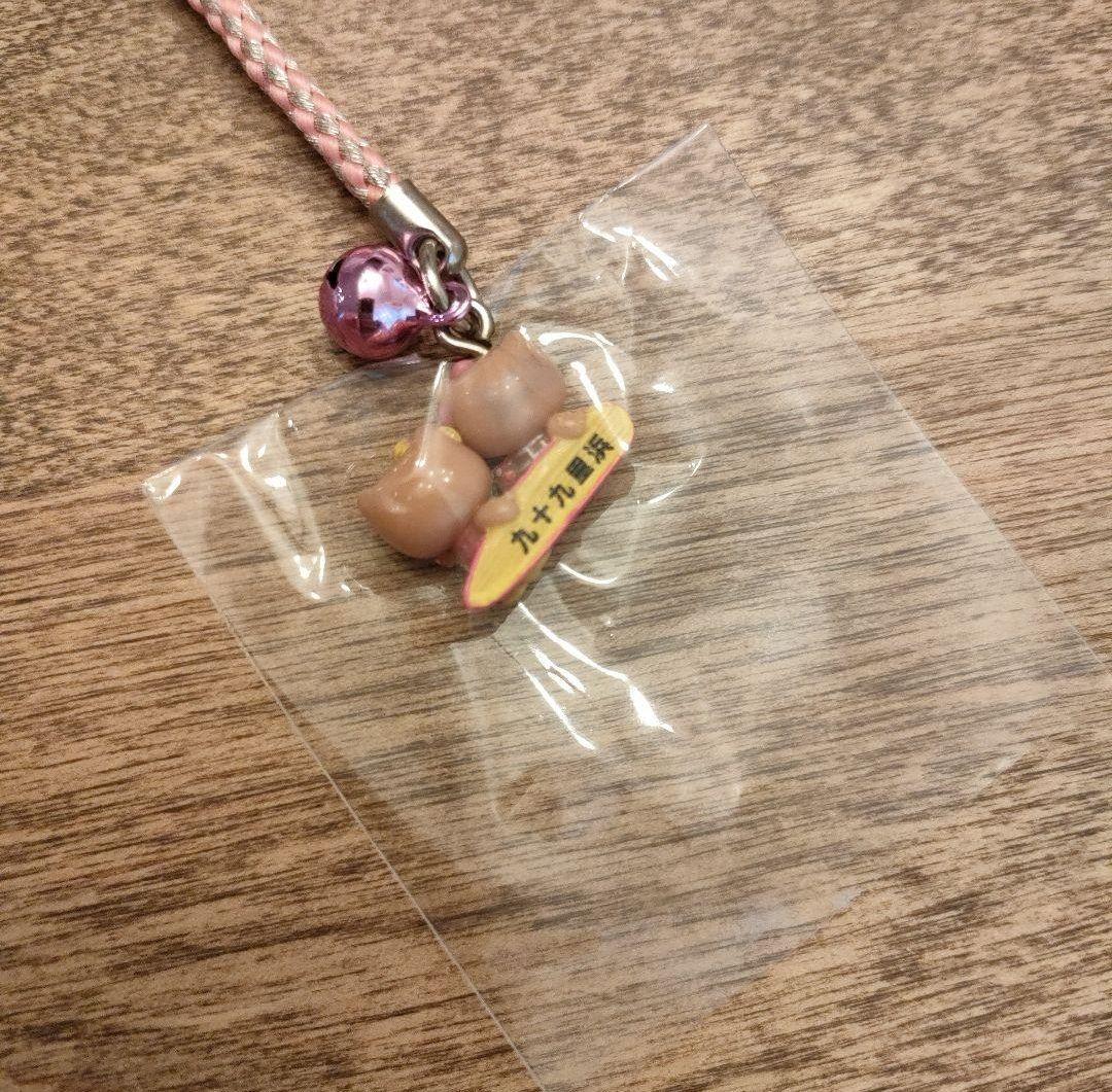 ご当地キティ　ストラップ　千葉九十九里浜　日焼けキティ