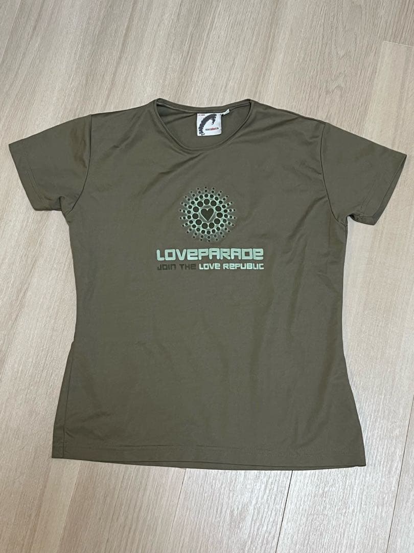 【激レア】LOVE PARADE 2000 グラフィックTシャツ 激レア LOVE PARADE 2000 グラフィックTシャツ