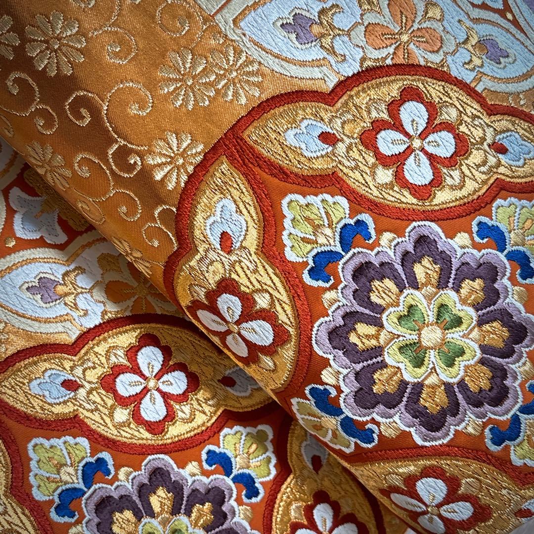 AA1袋帯 六通唐織華文柄 河合美術織物 金糸 八宝花 正絹 着物 - メルカリ