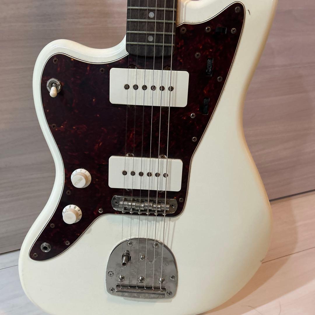 Squier by FenderジャズマスターLefty