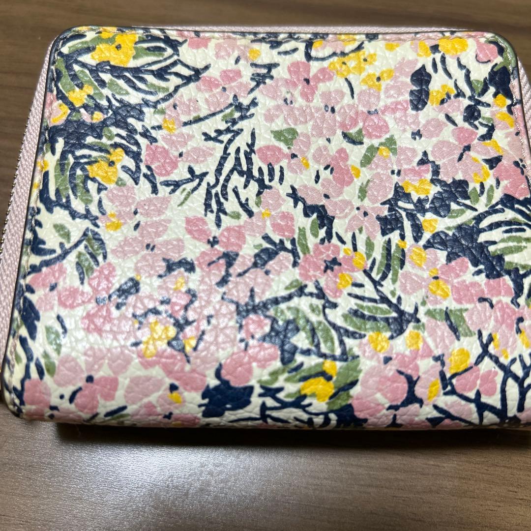 Tory Burch 花柄 二つ折り財布
