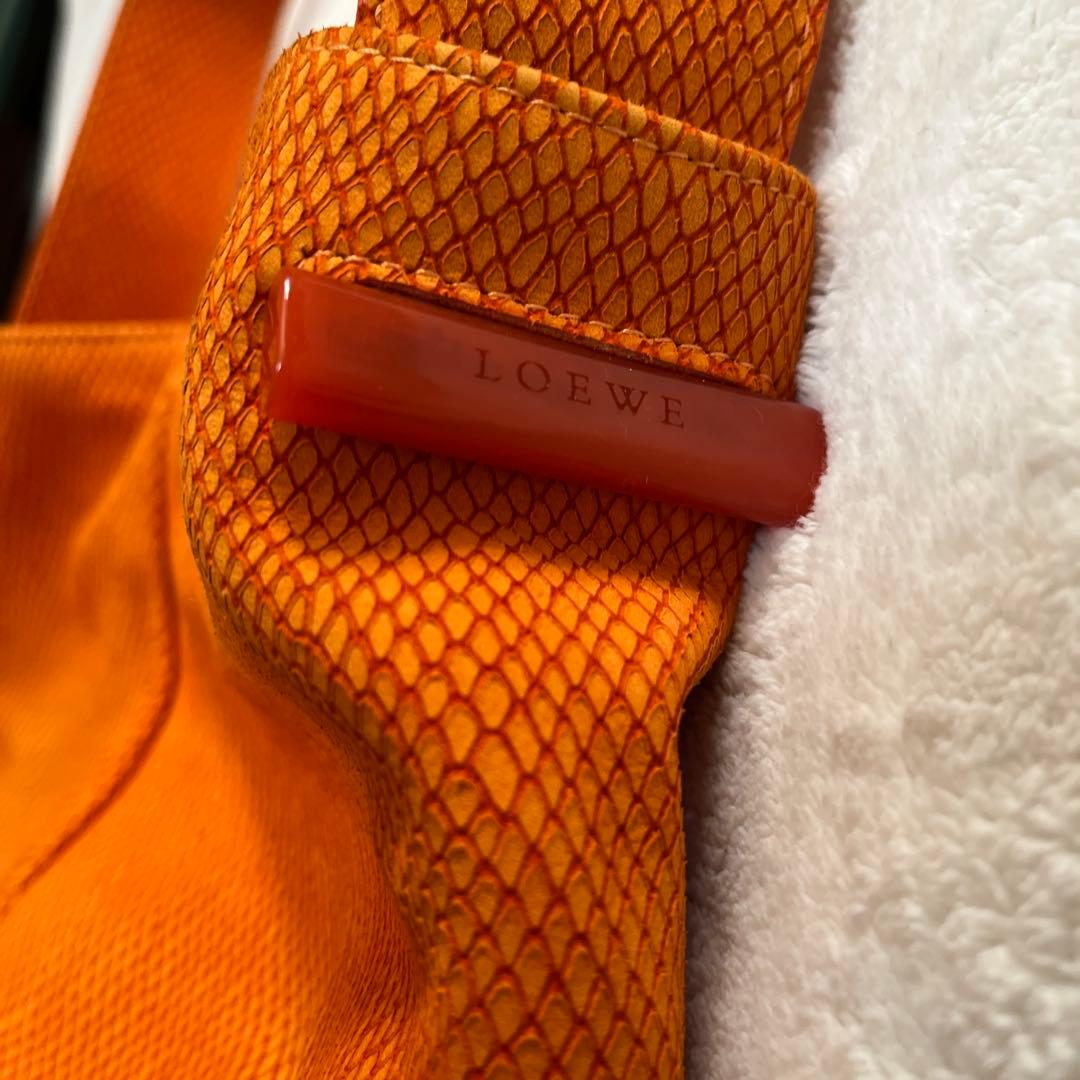 ロエベ LOEVE ショルダーバッグ　オレンジ