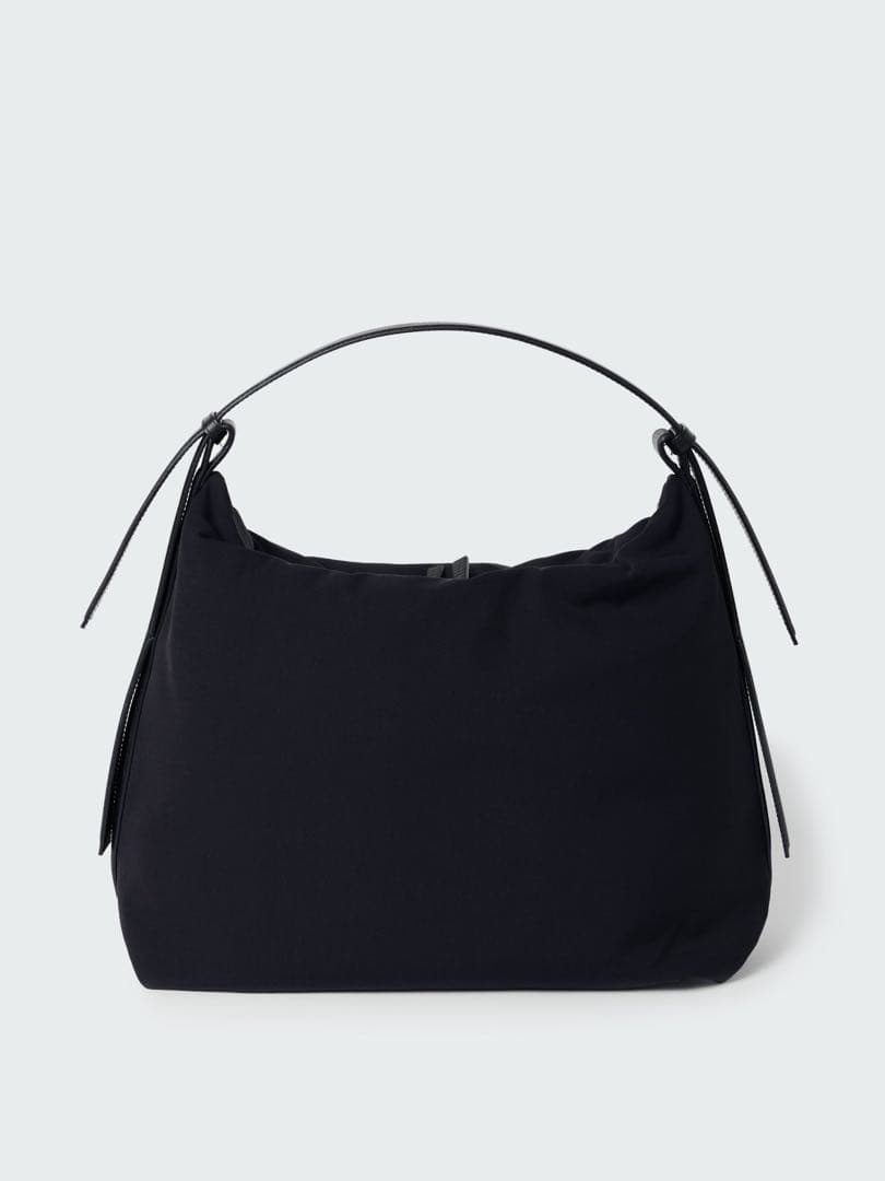 スタジオニコルソン TRANSIT BAG IN DARKEST NAVY