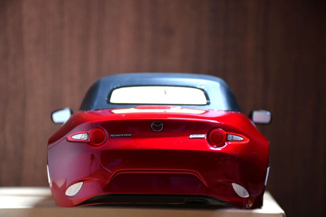 タミヤ　マツダロードスター　塗装済みボディ