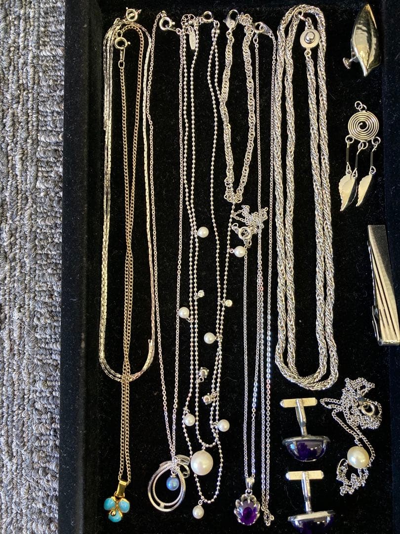 メッキアクセサリー、リング、ネックレス、タイピン、など大量にまとめて