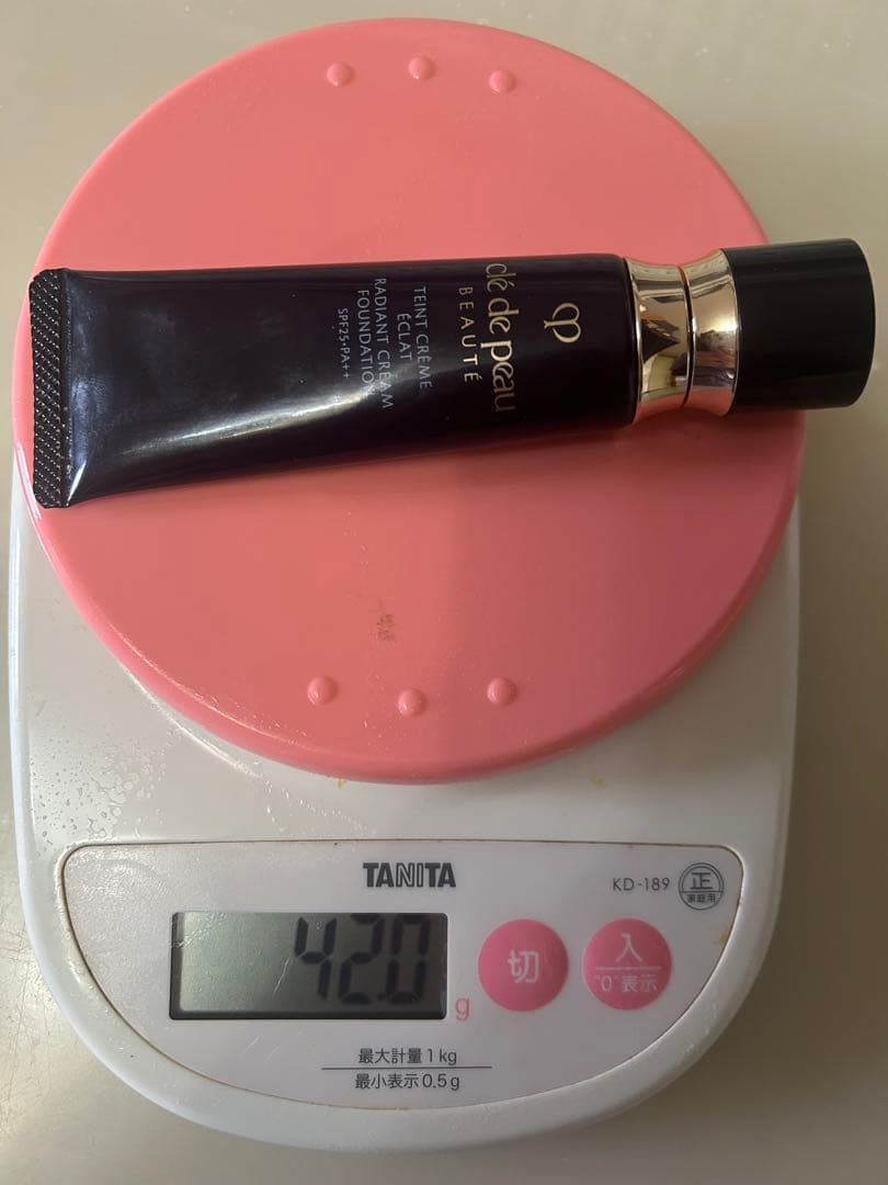 clé de peau BEAUTÉ テインクリームエクラ 26g