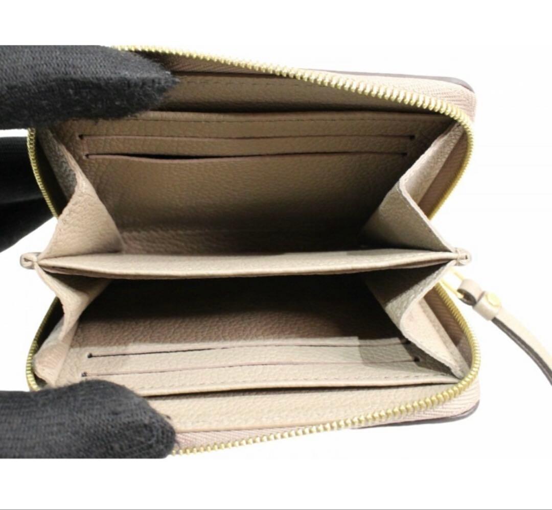 ジッピー　 パース　ベージュ　財布