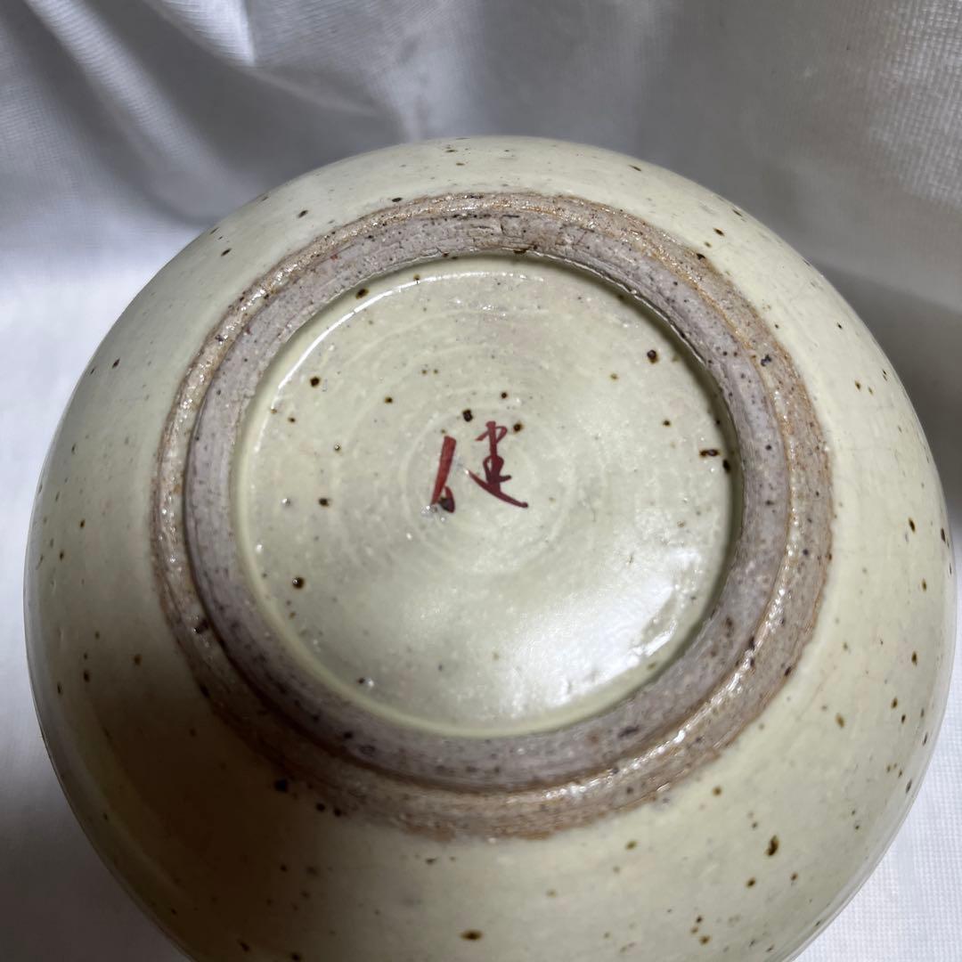 手描き花模様卵型花瓶