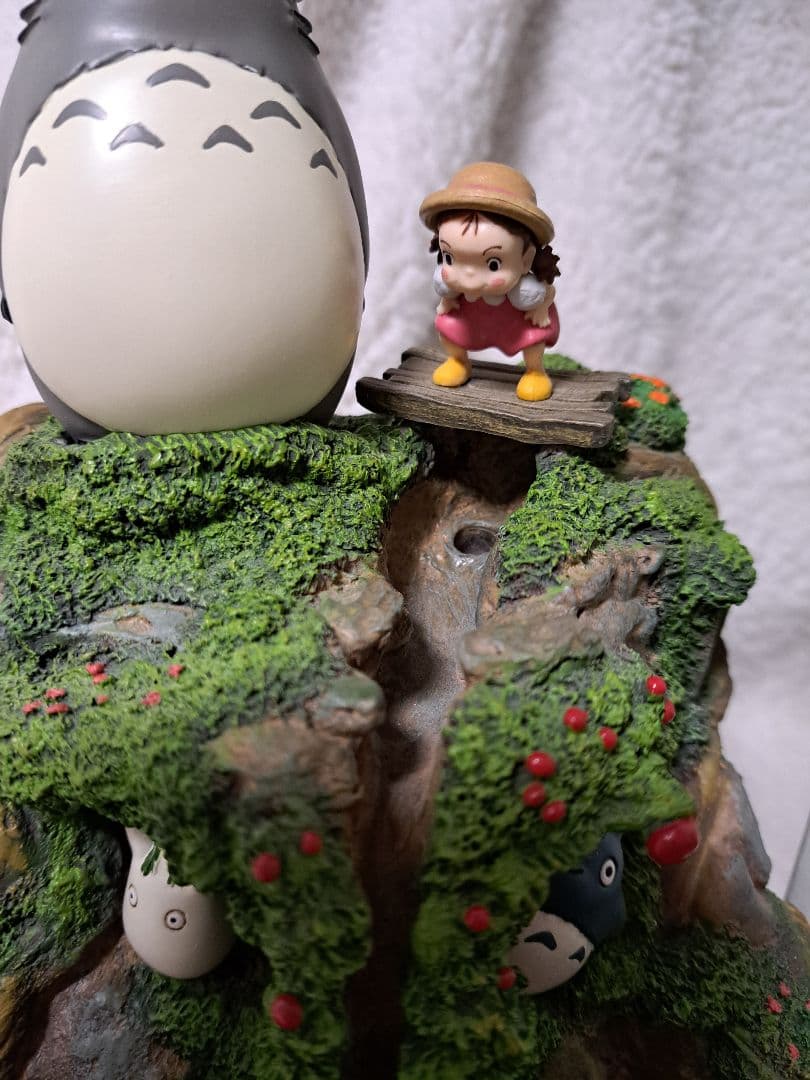 ジブリ となりのトトロ ウォーターガーデン めいとトトロの川遊び