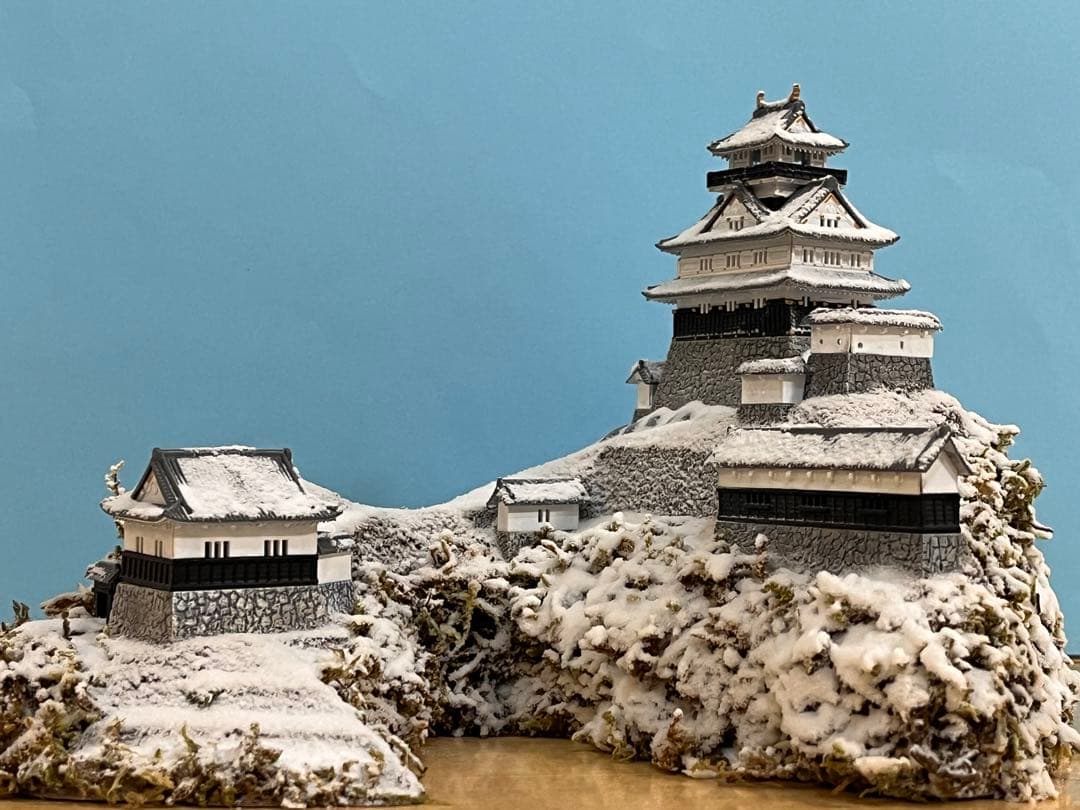 岐阜城　模型 プラモデル　組立済　完成品（雪　冬仕様）