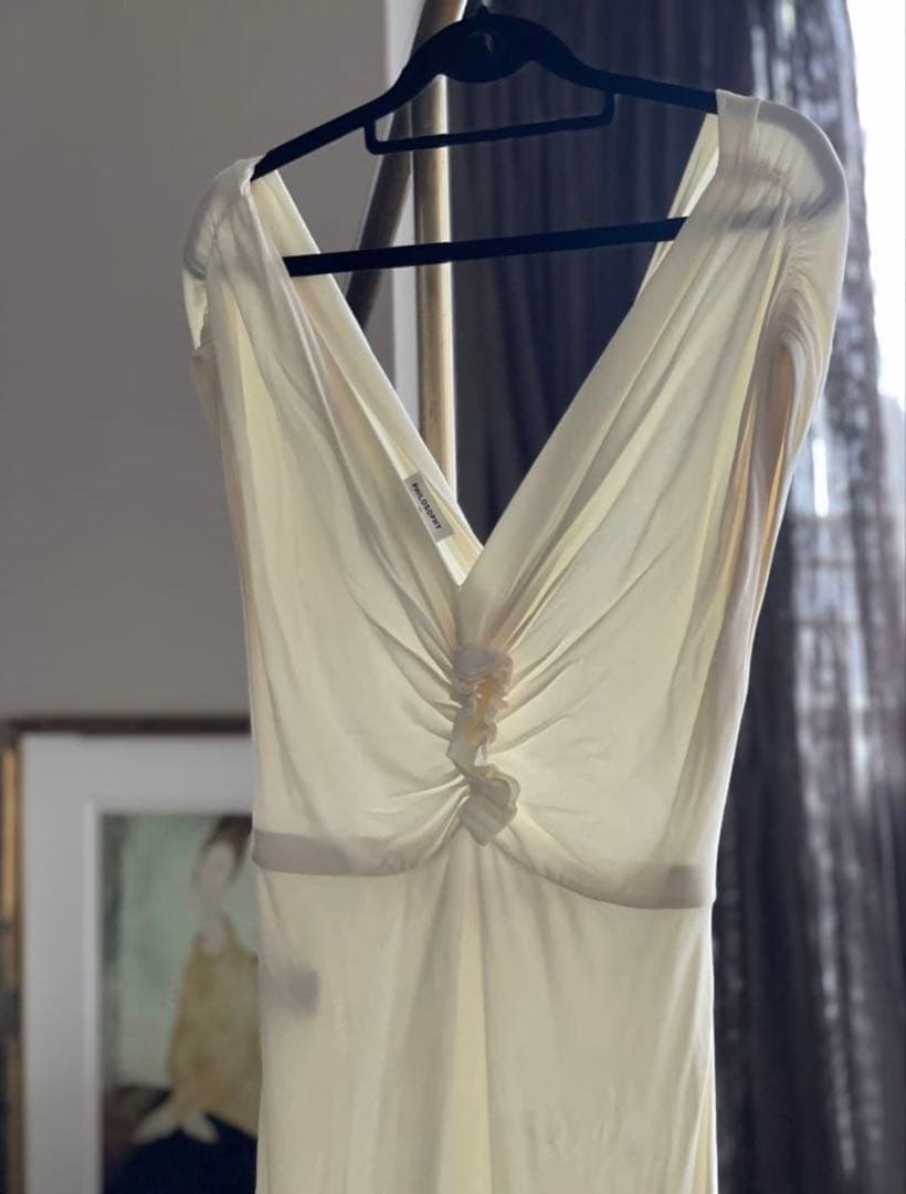 a Ferretti Vネック ドレープ ロングドレス ホワイト