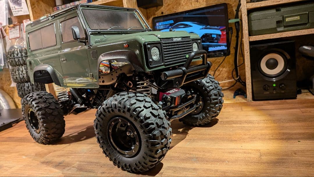 未走行タミヤCR01　ディフェンダー90　ジャングルグリーン2ウレタン塗装