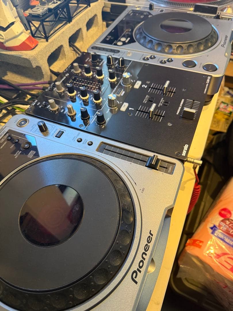 Pioneer CDJ-800 2台セット 付属品有り 中古品のPioneerCDJ、CDJ-800MK2のご紹介です。