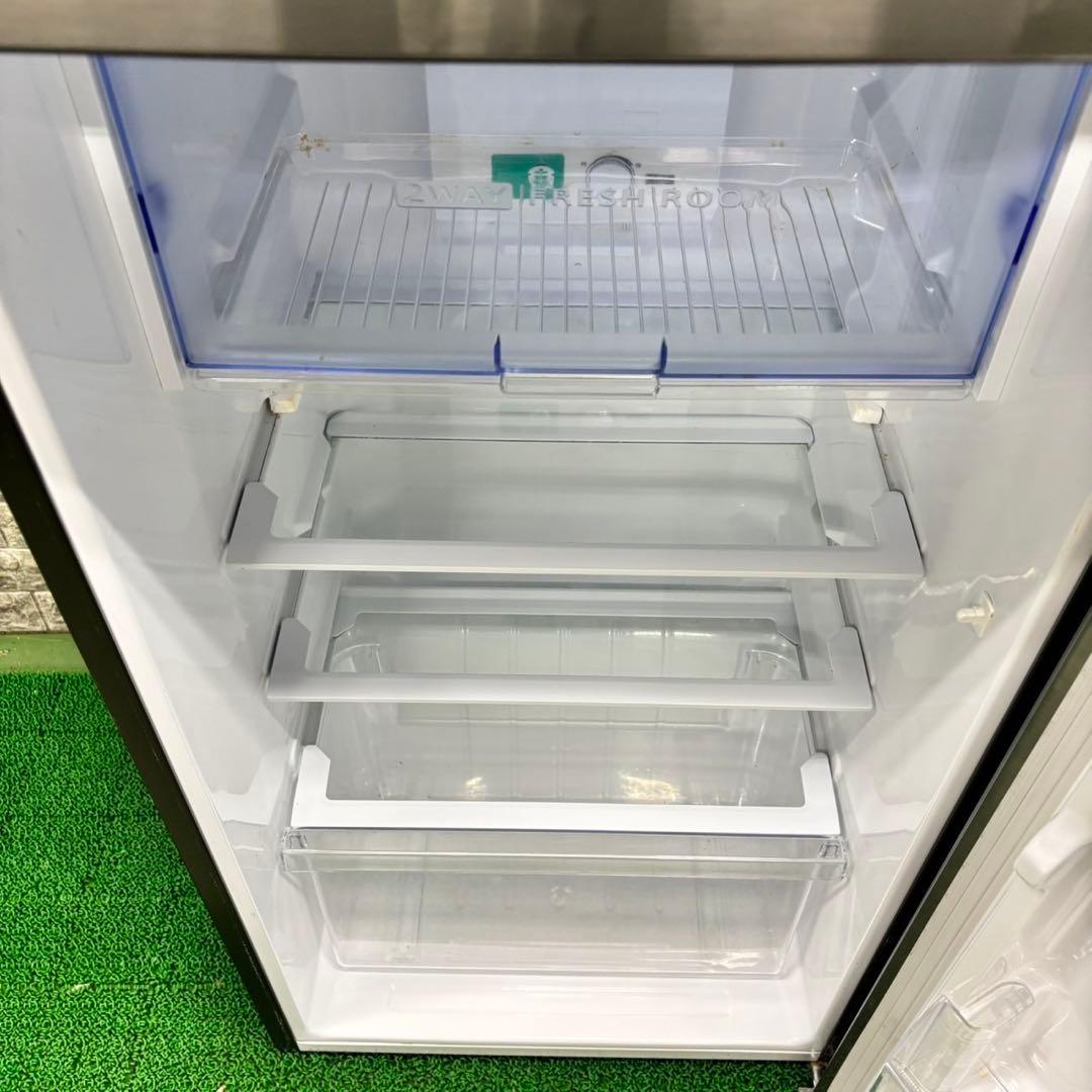 330 即日•翌日配送可能　東京　神奈川　他地域可　冷蔵庫　小型　200L強