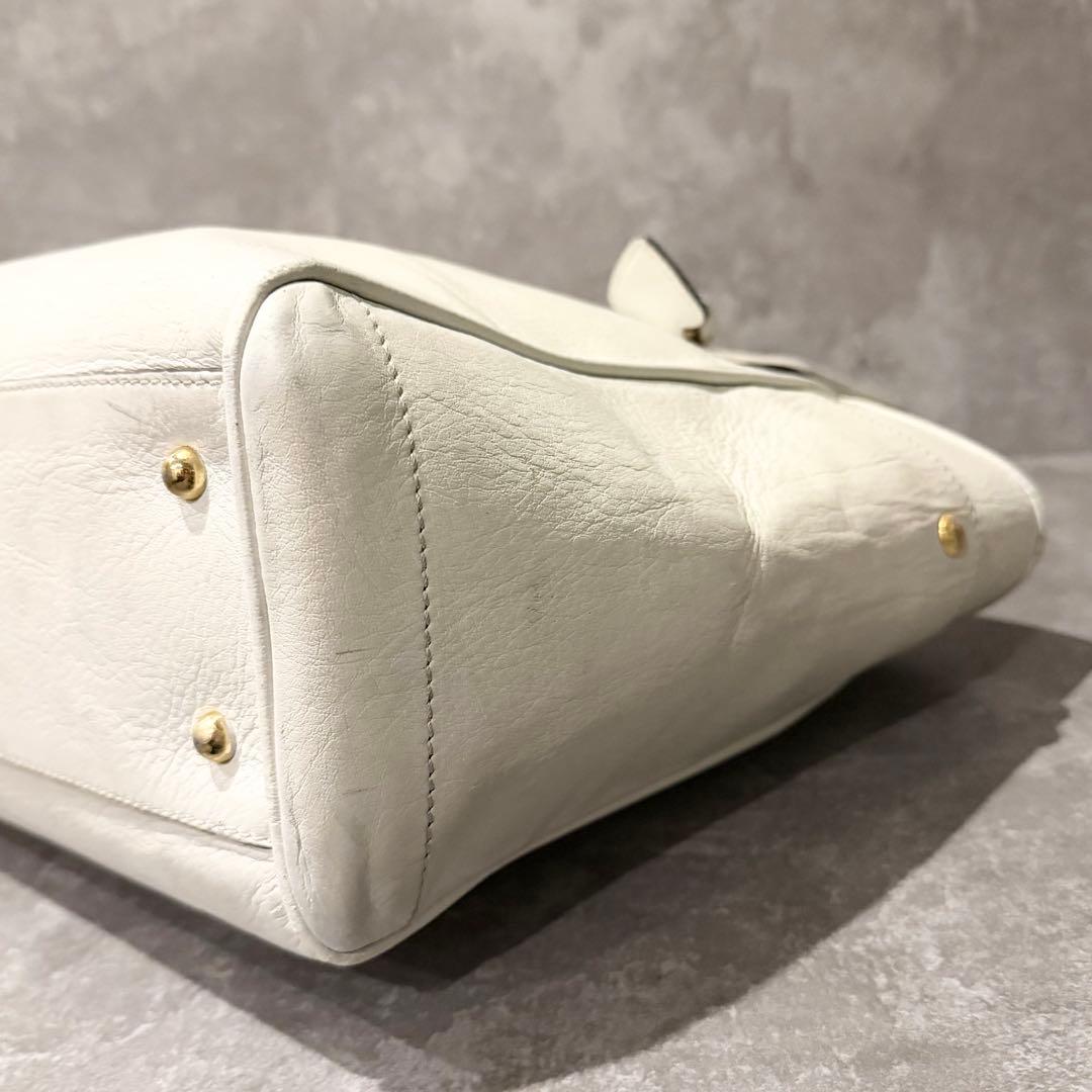 ⭐️ロエベ⭐️ヘリテージ レザー トートバッグ ホワイト ロゴ型押し