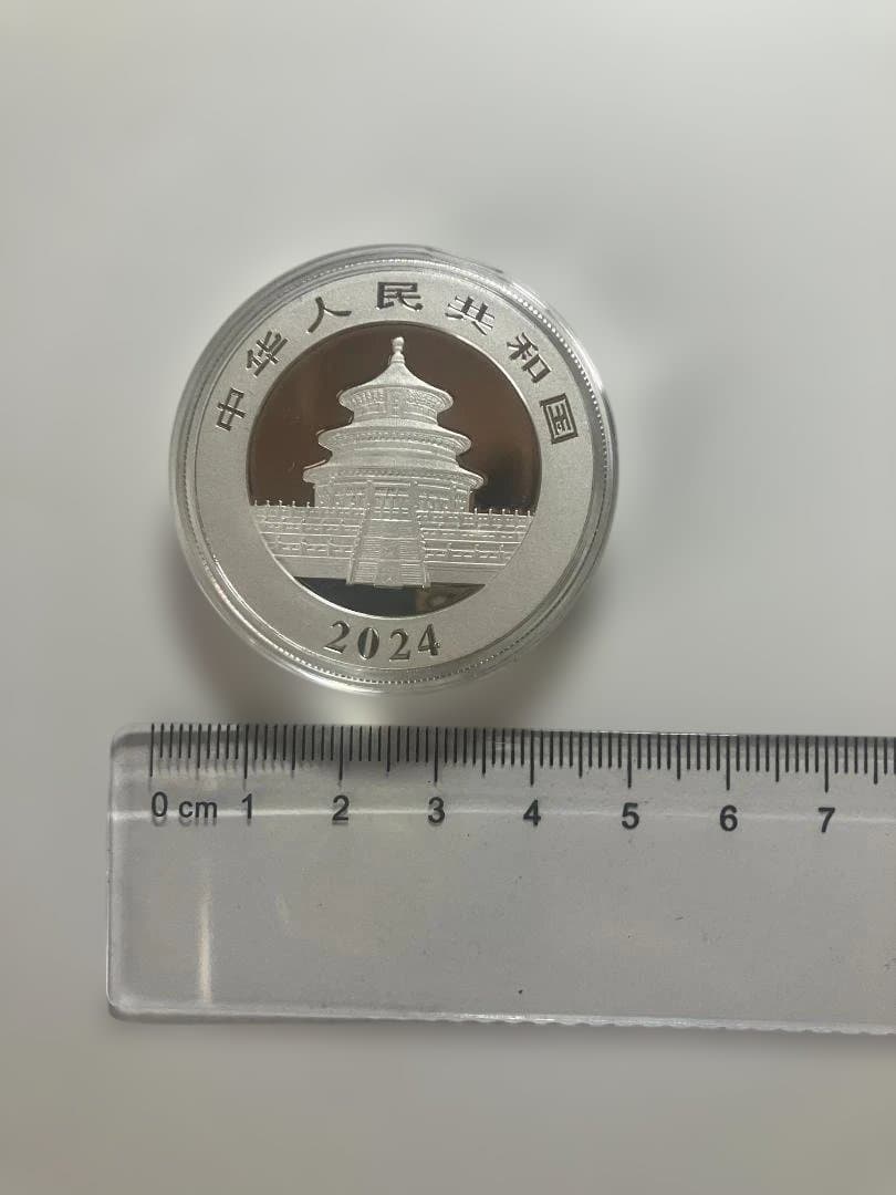 中国 パンダ銀貨 2024年版 30g】未使用・カプセル入り - メルカリ