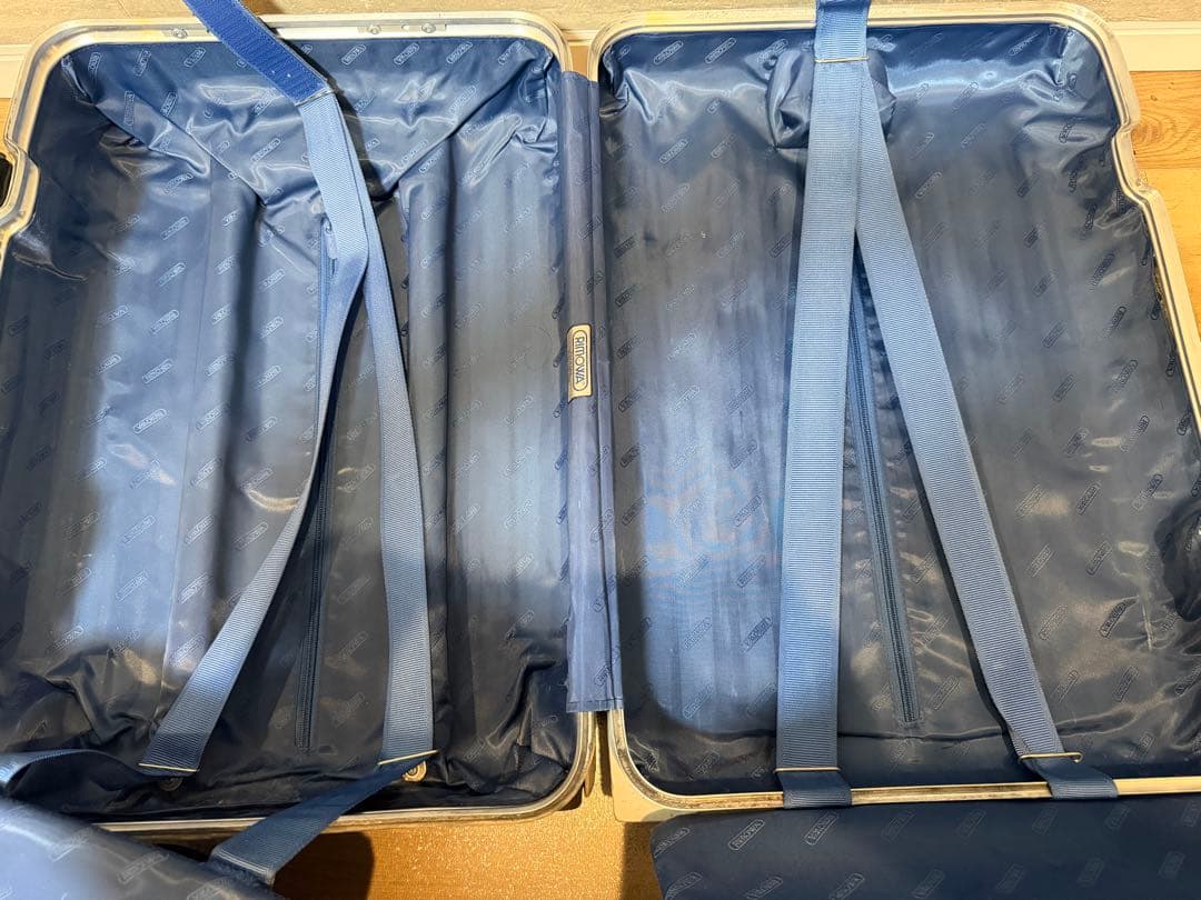 ◎希少◎ RIMOWAリモワ☆トパーズ☆機内持ち込み2輪TSAロック