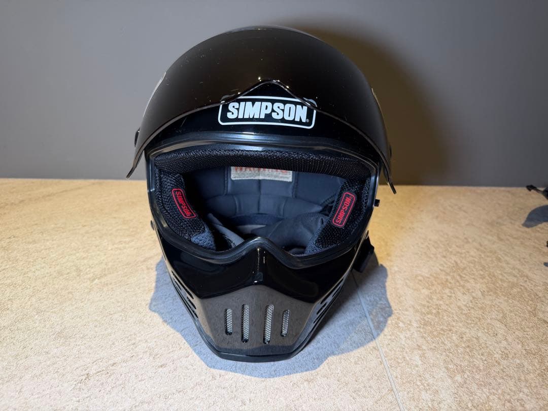 SIMPSON シンプソンヘルメット M30 ブラックツヤあり