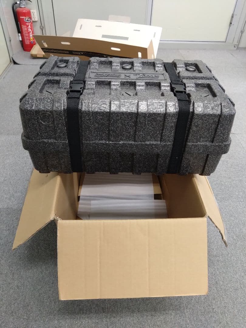 hpi-racing VMAX1700 1:6スケールモデル