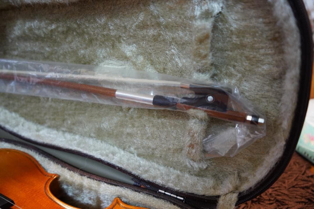 【黄金期・良音】　スズキ　バイオリン　No.330 3/4　80年代　新品弓