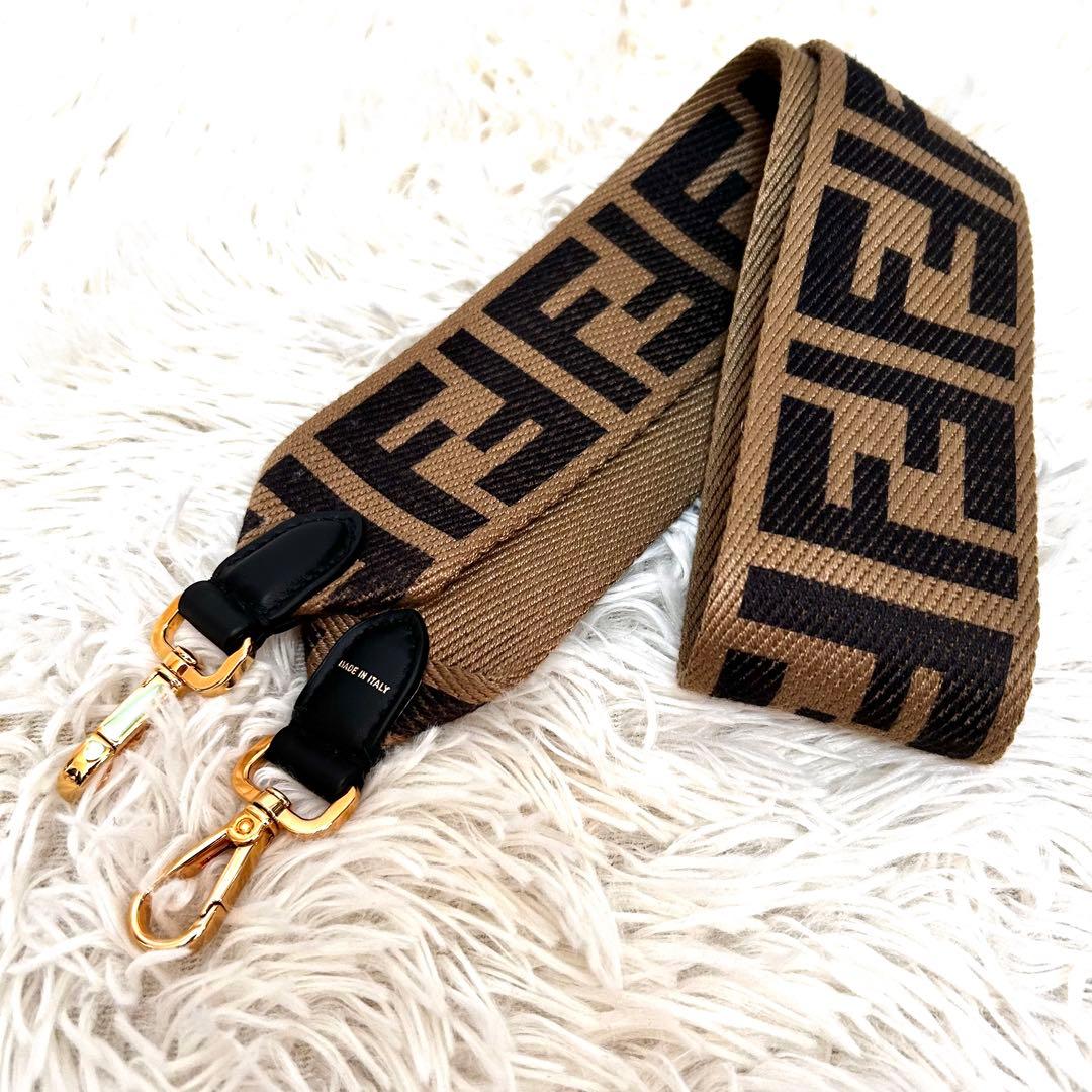 美品　FENDI フェンディ　ストラップユー　ズッカ柄　レザー　キャンバス FENDI（フェンディ） バッグストラップ STRAP YOU ストラップ ユー