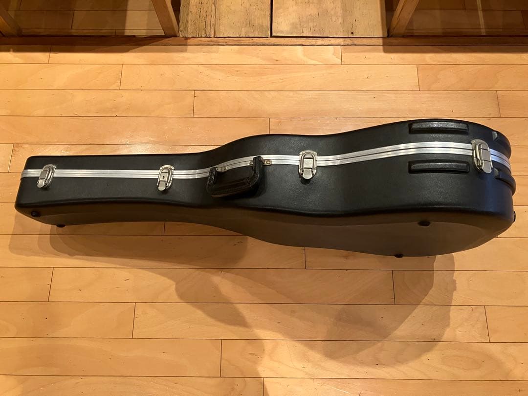 Martin マーチンD-35 ベアクロー 修理済み ケース付き - メルカリ