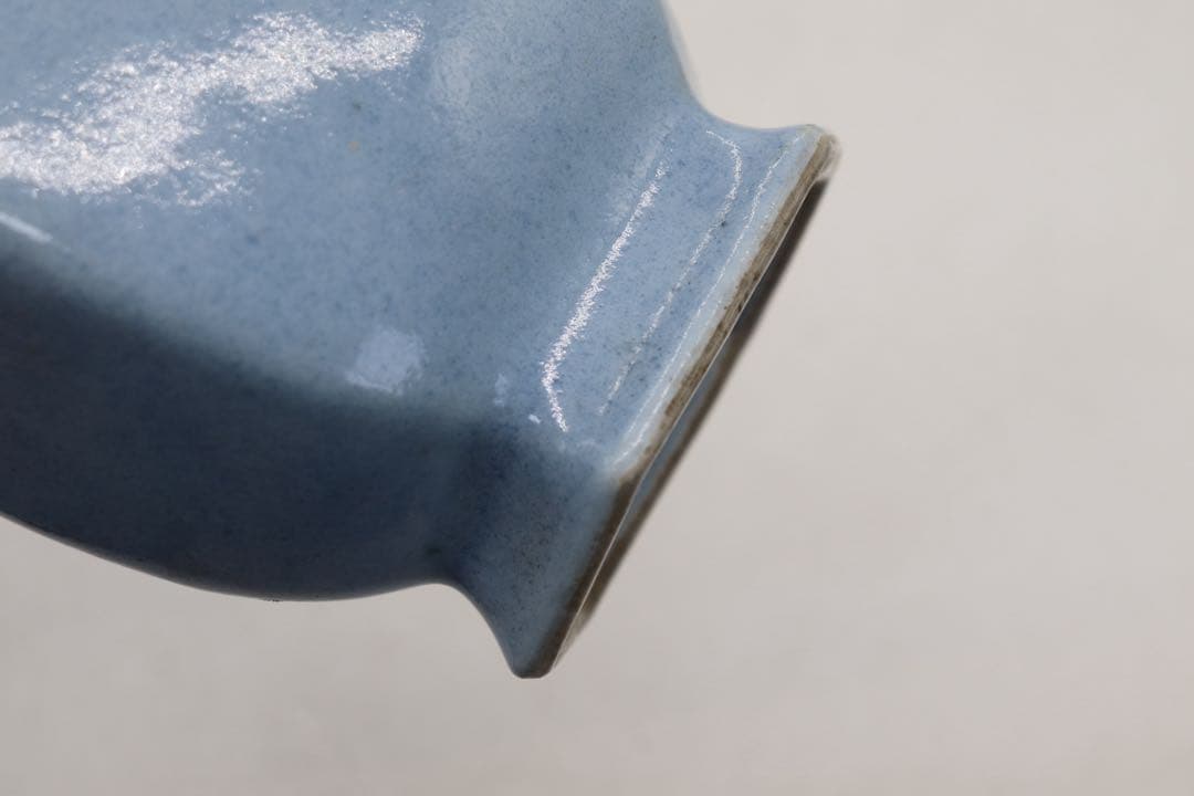 中国　清時代　天青釉雙耳瓶　木箱付　送料込み250520