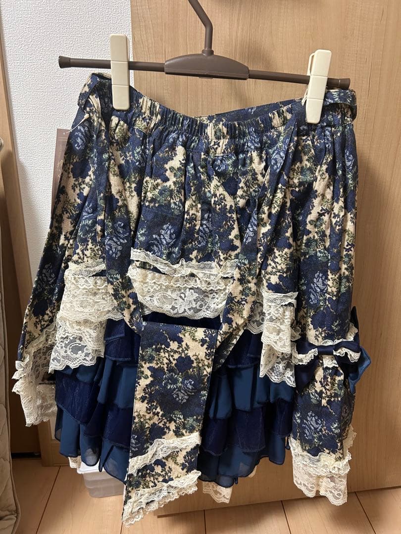 メタモルフォーゼ　ゴブランブーケ後バッスルSK