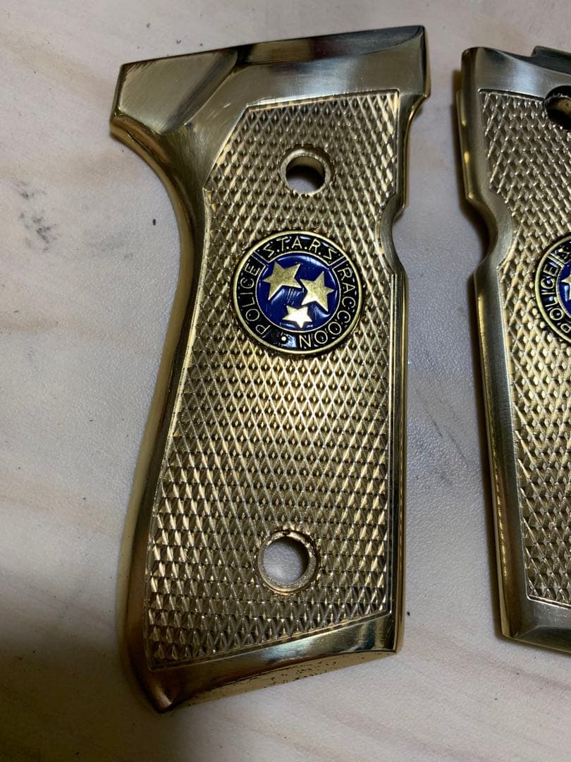 レア物　新品ベレッタ 各社m9用サムライエッジ風真鍮グリップ　メタリオン金属製