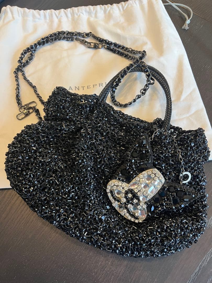 アンテプリマ　ビーズ装飾 ブラックパーティーバッグ