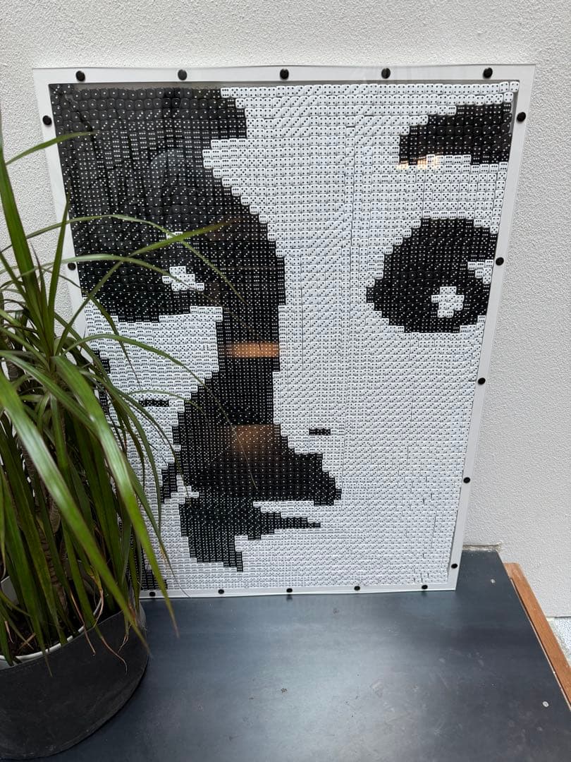 サイコロで作ったモザイクアート（チャールズ・チャップリン）