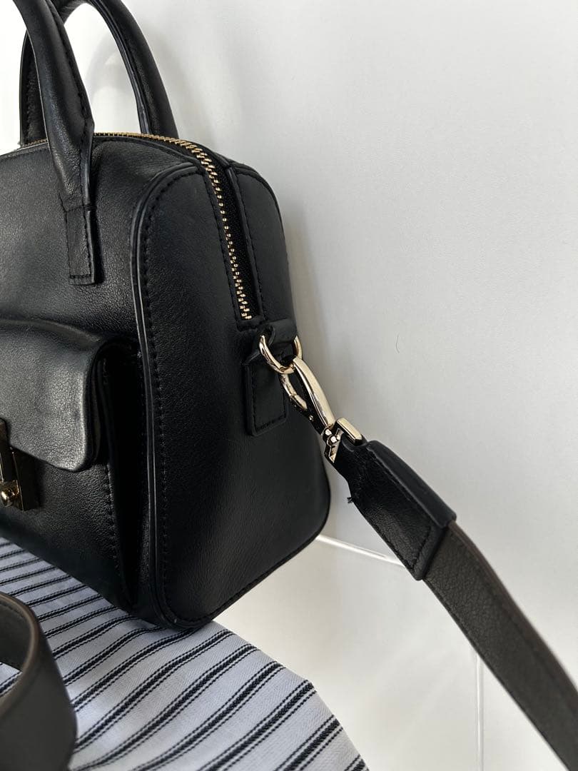 【kumako様】ANYA HINDMARCH 黒 レザー ショルダーバッグ
