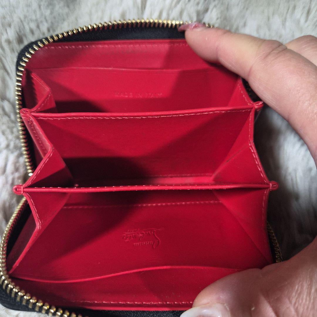 ルブタン　ケース