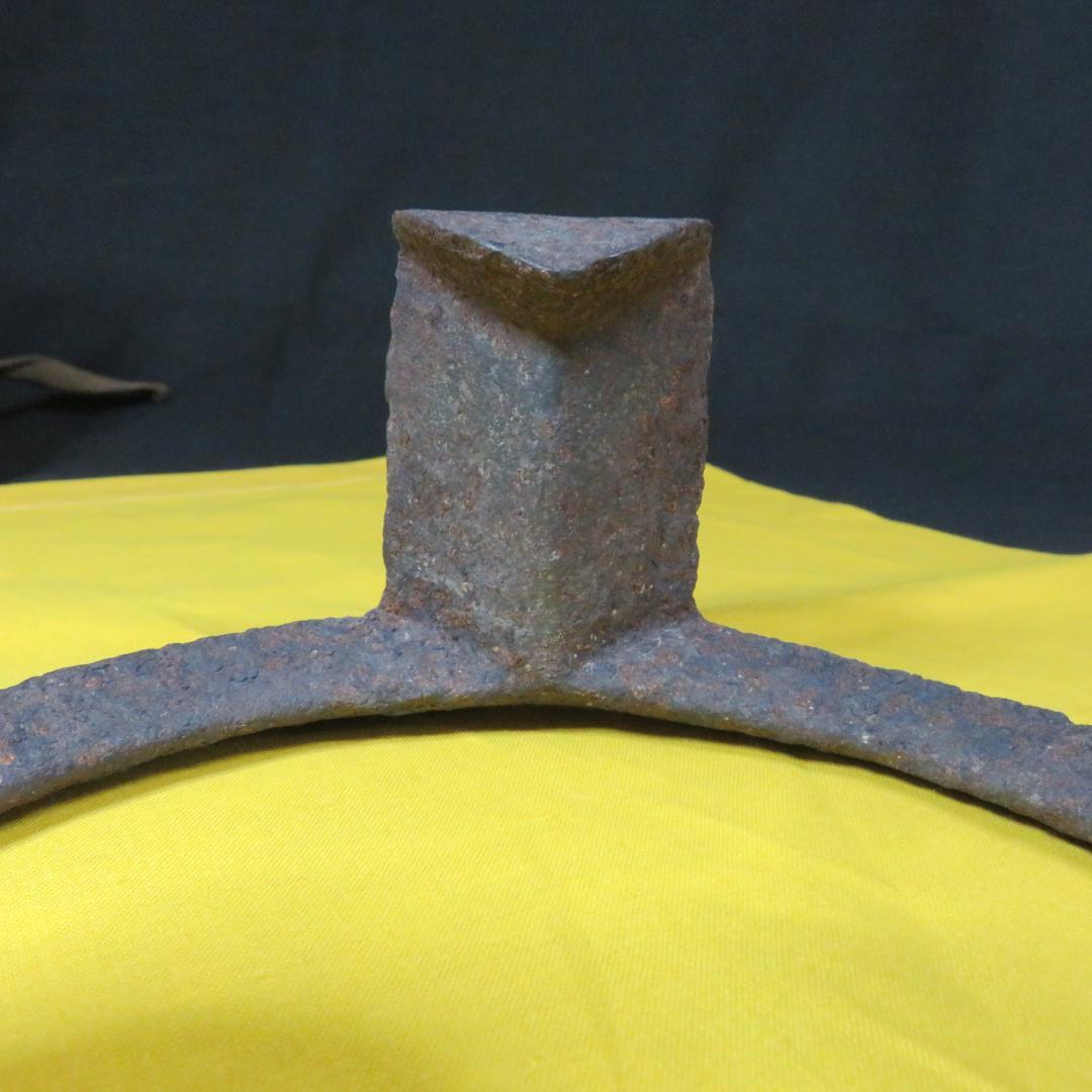 五徳 鬼爪 木箱 共箱 裏書 茶道具 囲炉裏 炉端 鉄瓶に - メルカリ