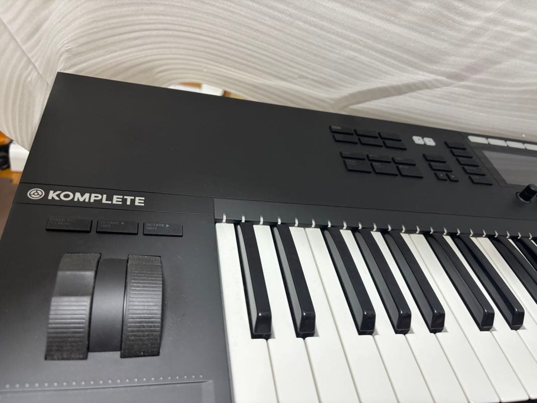 KOMPLETE KONTROL S61 mk2 トランスファーIDあり Native Instruments