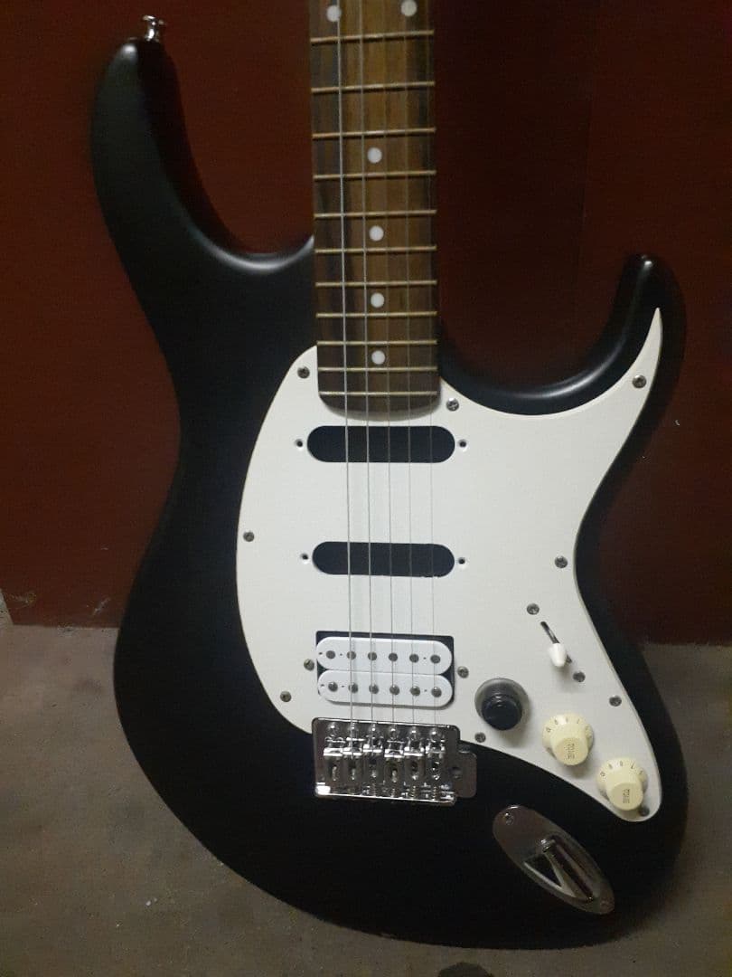 コルト！ギタージャンク扱いです。