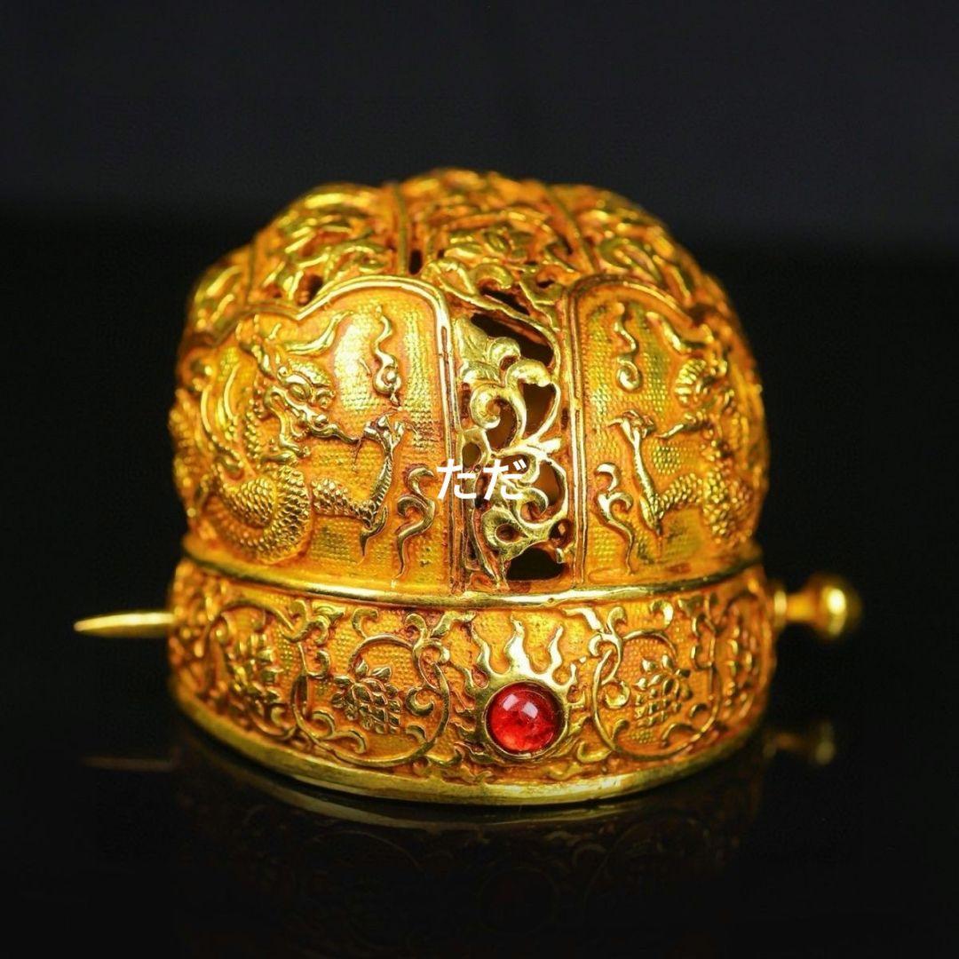銅器 枝葡萄紋冠鏤官帽 金竜帽冠 双龍髪簪冠帽 装飾品 現代工芸品 置物