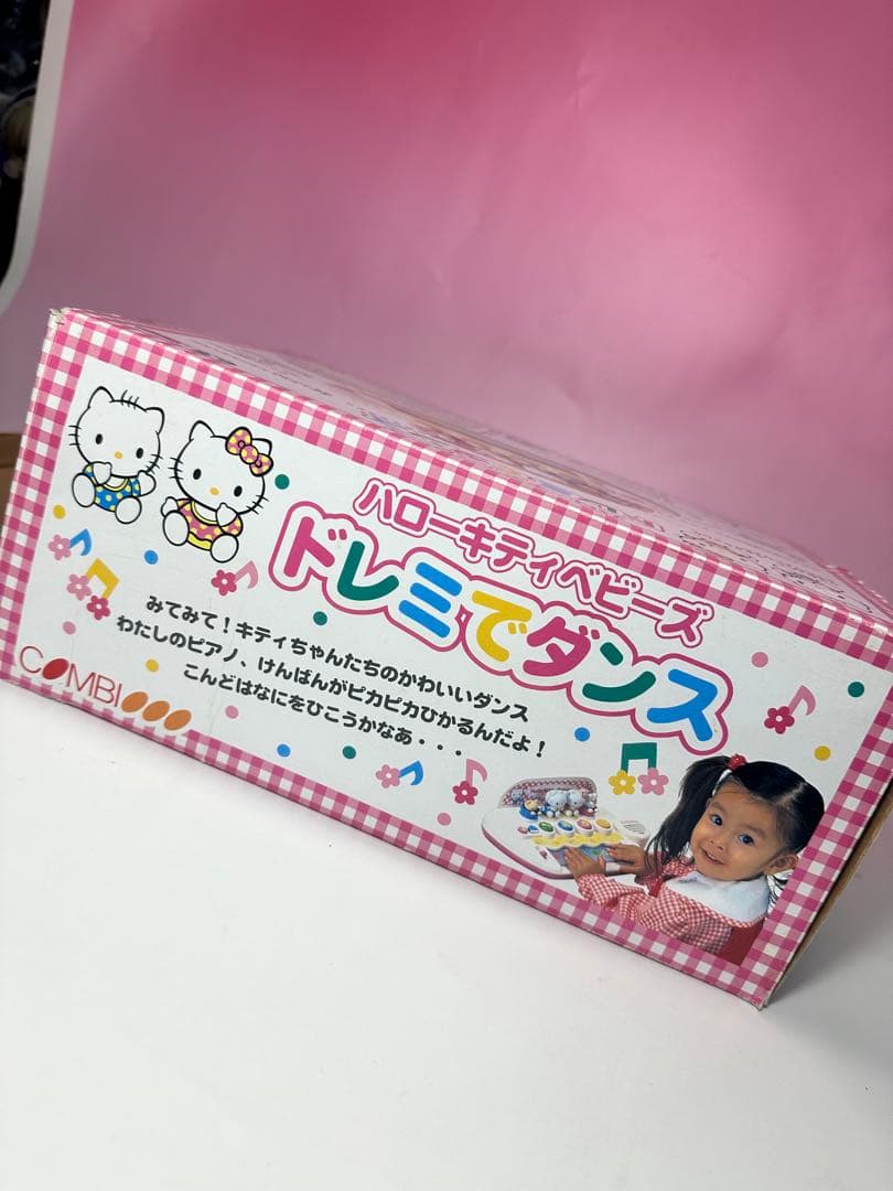 希少 ハローキティ サンリオ ドレミでダンス