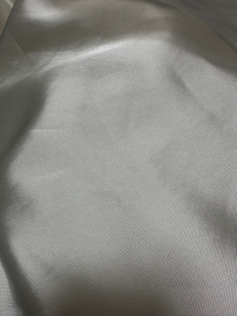 ウェディングドレス ストラップレス サテン