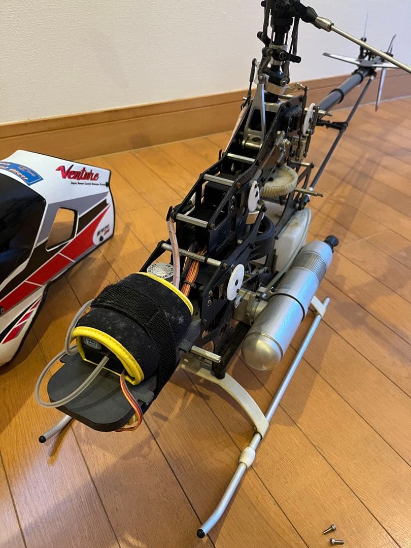 ラジコン ヘリ エンジン ベンチャ プロポ セット ヘリコプタ 航空機