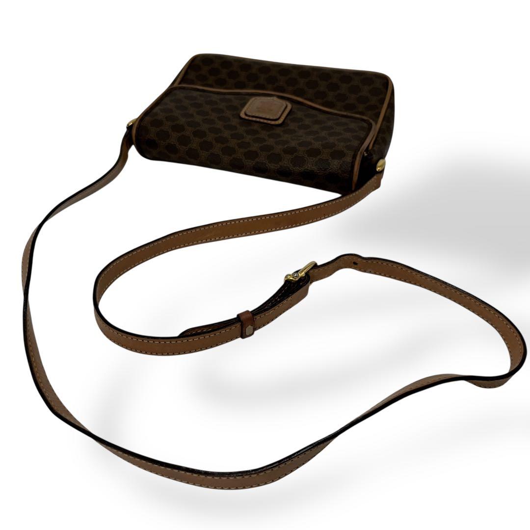 オールド　セリーヌ　ショルダーバッグ　カメラバッグ　マカダム　トリオンフ　PVC