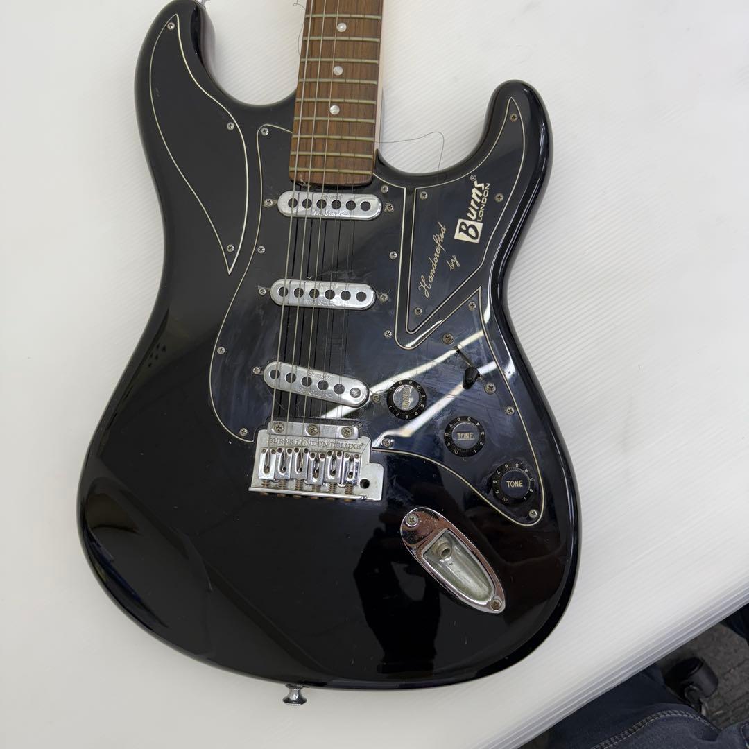 ☆バーンズロンドン エレキギター‪☆コブラDX ブラック‬