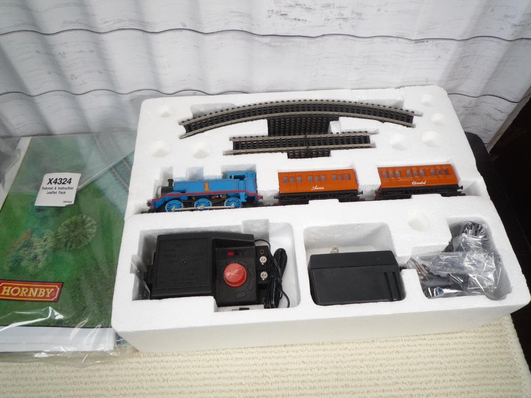 トーマス 電動鉄道セット HORNBY　HOケージ