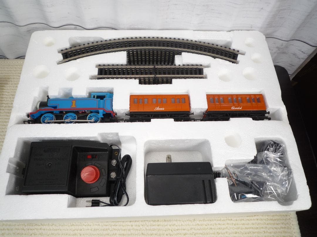 トーマス 電動鉄道セット HORNBY　HOケージ