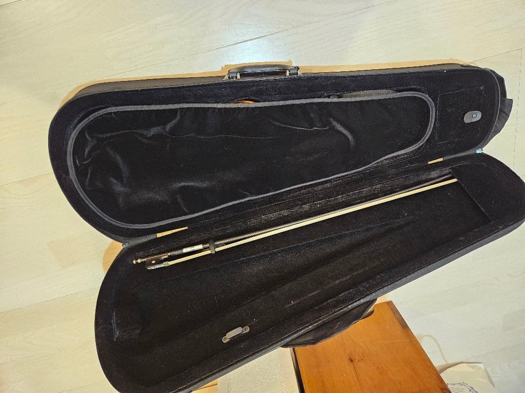土日限定お値下げ♪ビオラ 弦楽器 ARS MUSIC ケース、弓付き