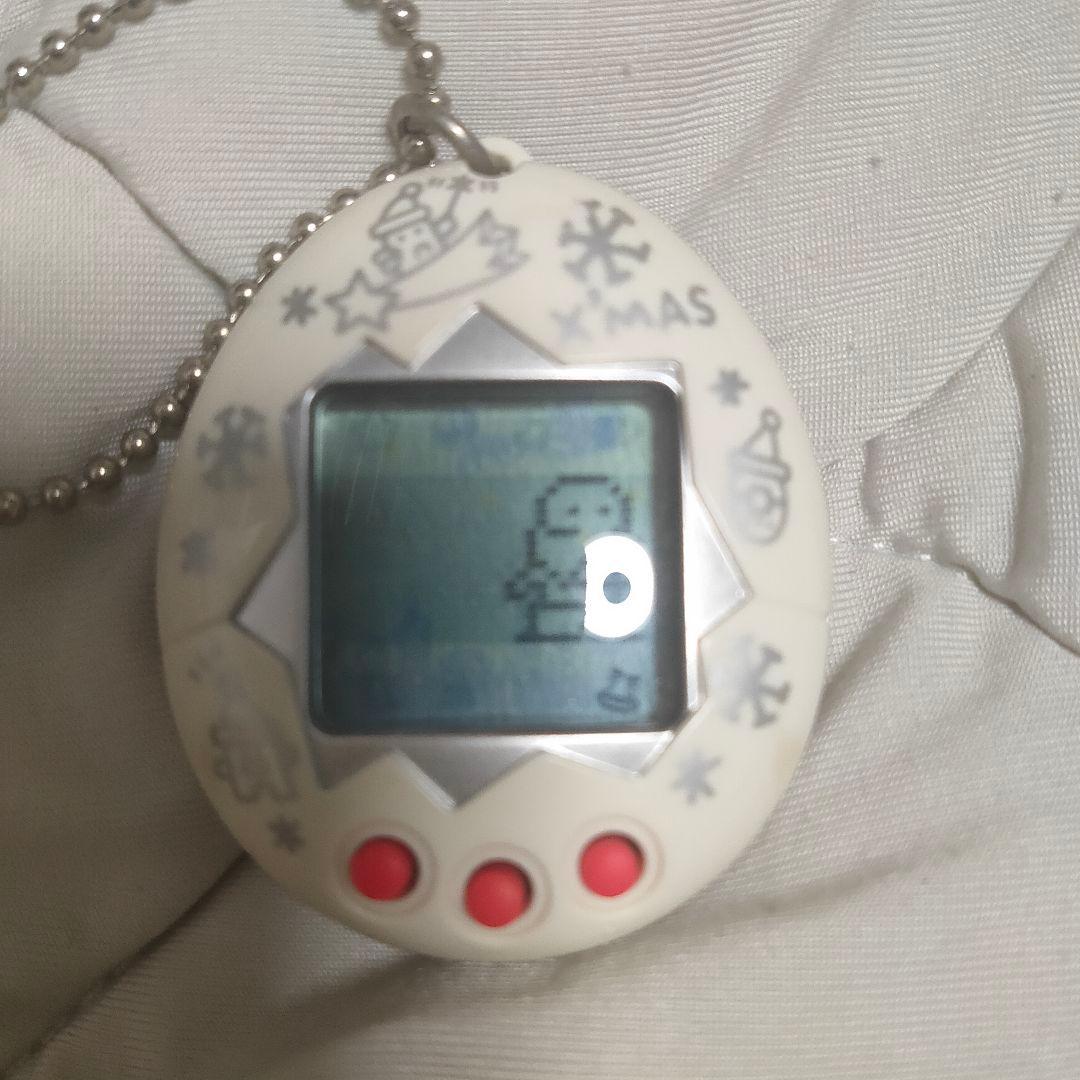 サンタクロっちのたまごっち ホワイト