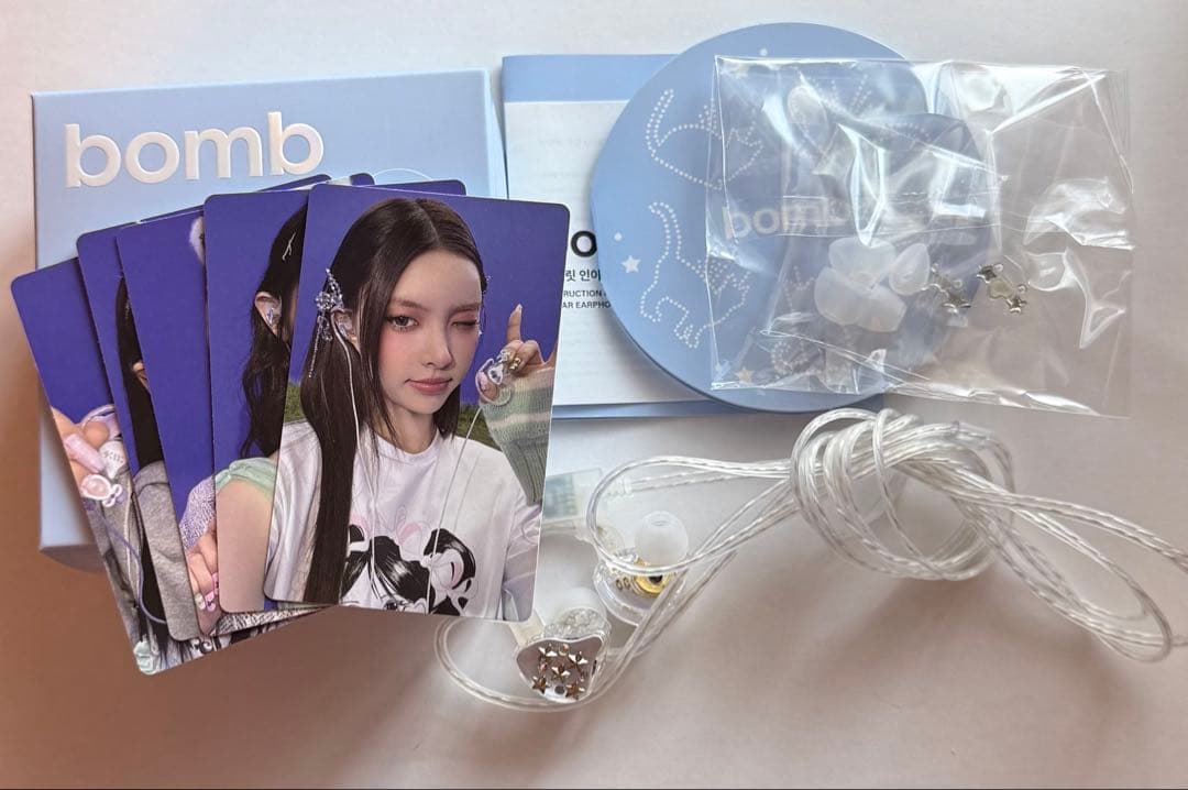 ILLIT イヤホン illit イヤホン ILLIT アイリット イヤモニ風 イヤホン