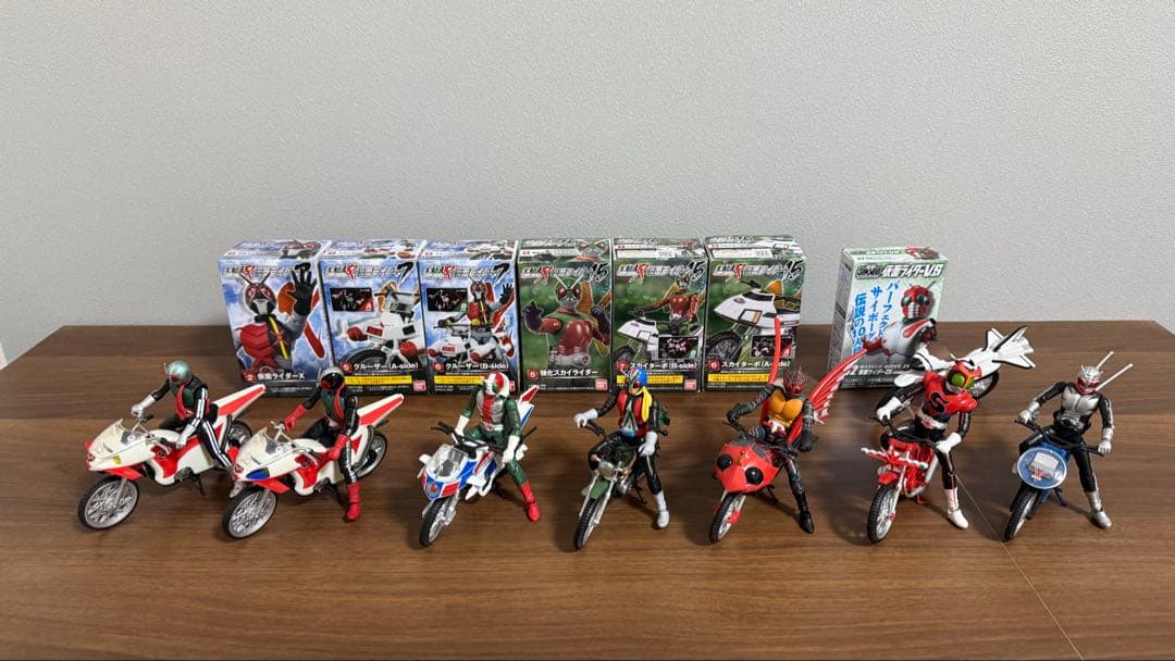 SHODO 仮面ライダー （昭和、新１号〜ＺＸ） 仮面ライダーZX、タイガーロイド、ディケイドに加え、コアファン必携の