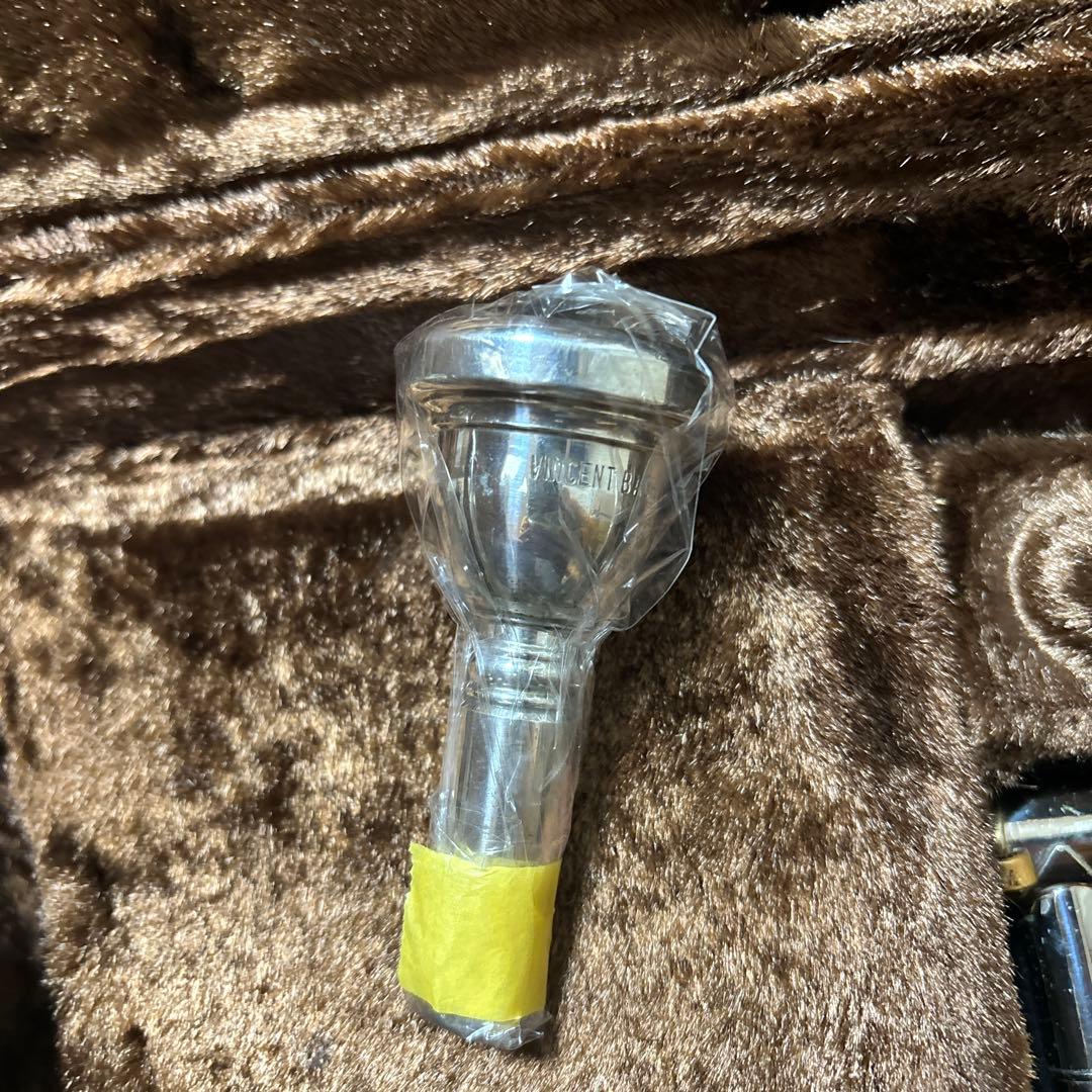 Vincent Bach テナーバストロンボーン 42 Stradivarius